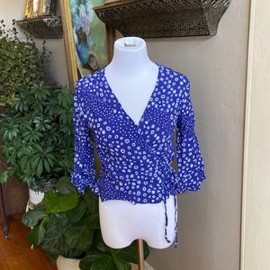 Cropped blue blouse; bell 3/5 sleeve; size 6